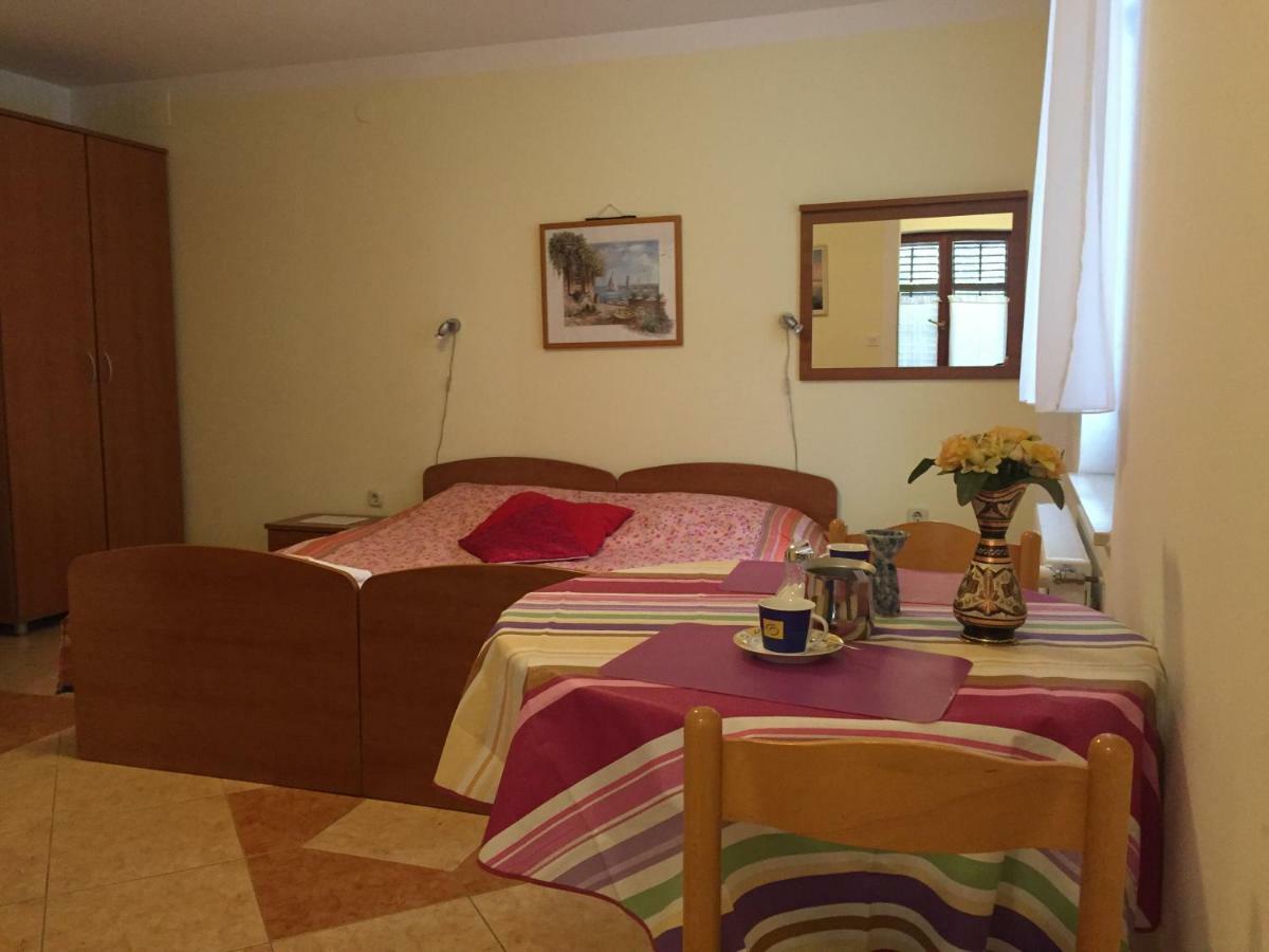 Apartment Villa Ana Opatija Eksteriør billede